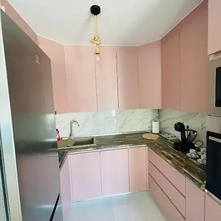7 Apartment *